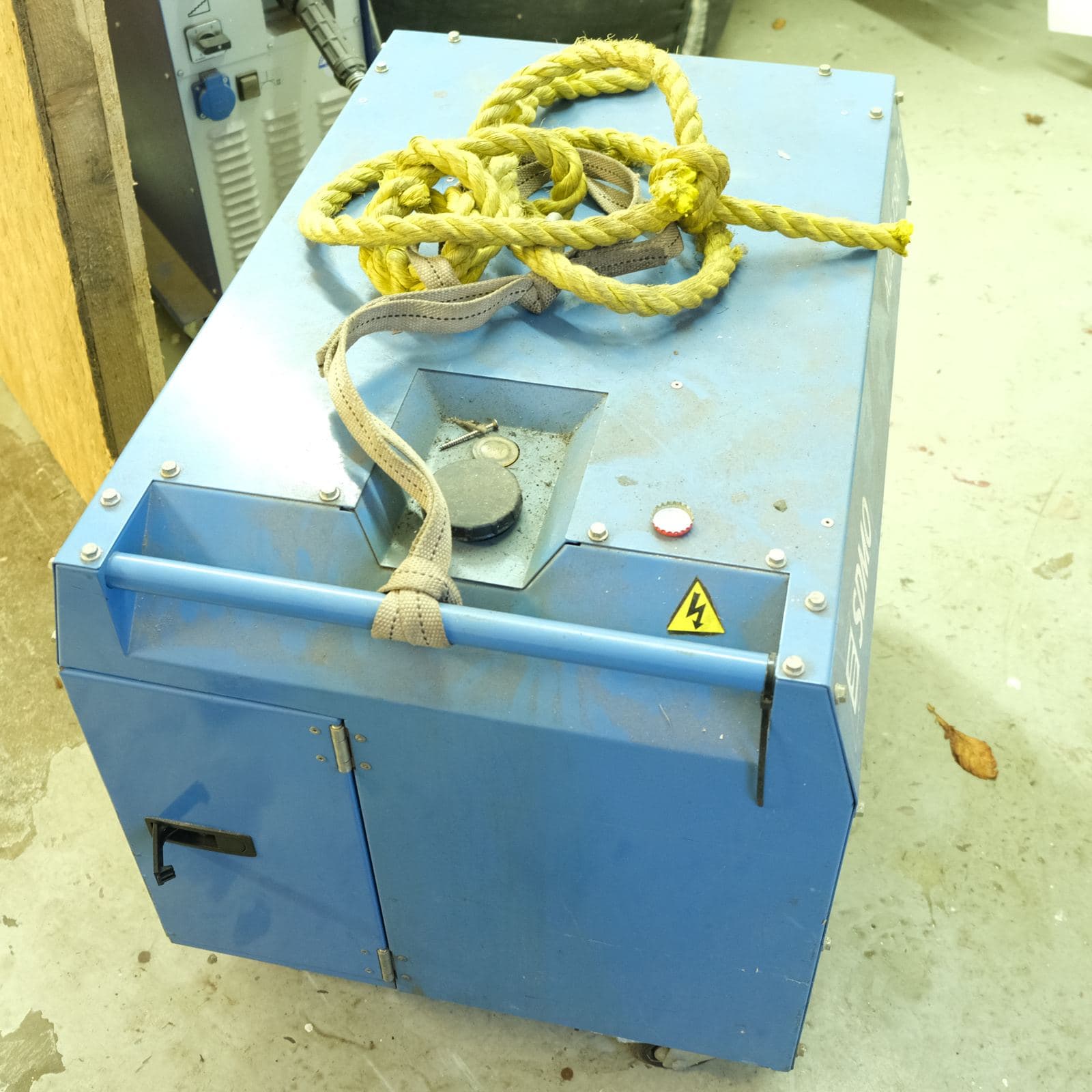 Stromerzeuger, Stromaggregat mit 7,5 kW – Bild 4