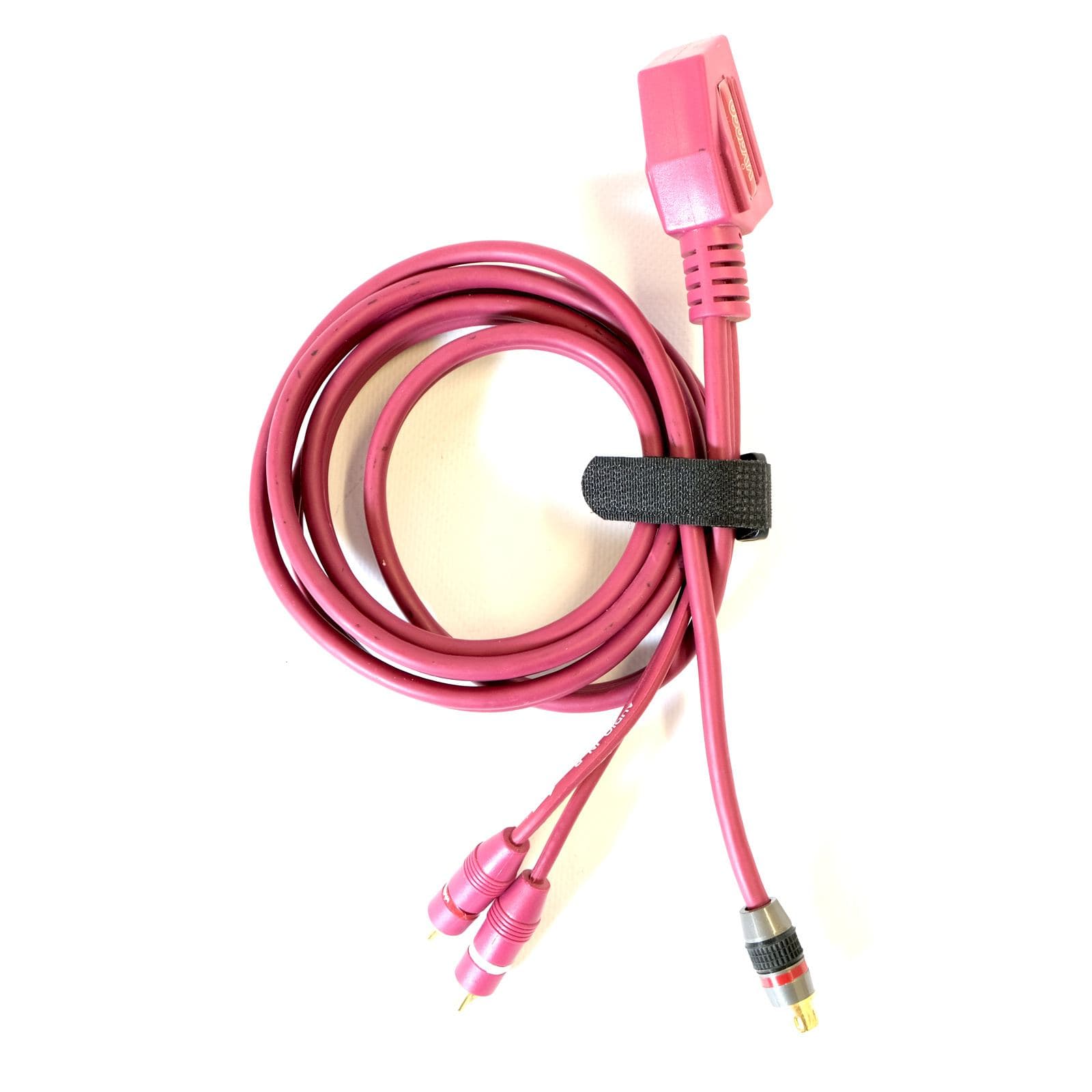 Adapterkabel Scart auf S-Video und 2x Cinch – Bild 1