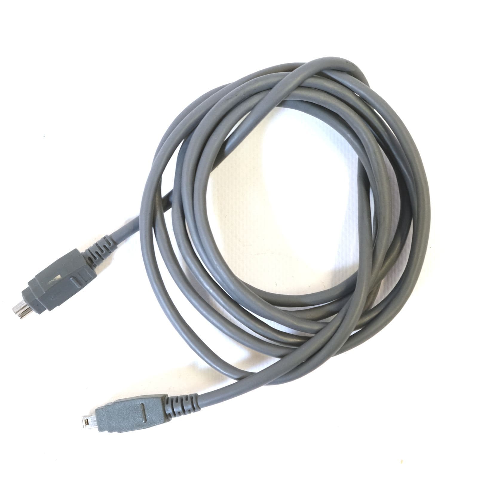 FireWire-Kabel (4-pol auf 4-pol) 2m – Bild 2